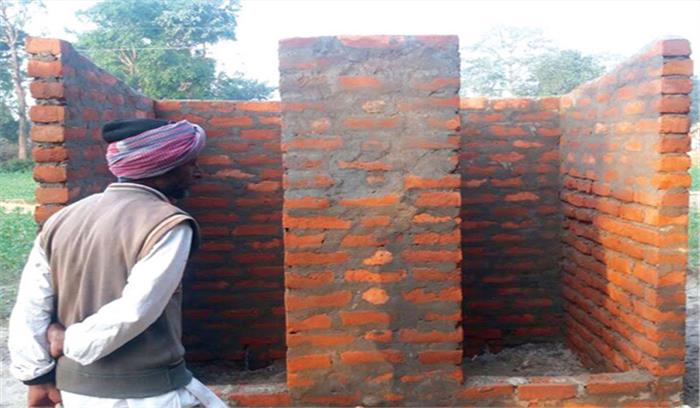 अधिकारियों को सभी सार्वजनिक शौचालयों के तय मानक संबंधी बनाने केे निर्देश