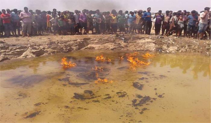 पूर्वी सिंहभूम में एयरफोर्स का विमान दुर्घटनाग्रस्त, पायलट जख्मी पूर्वी सिंहभूम में एयरफोर्स का विमान दुर्घटनाग्रस्त, पायलट जख्मी