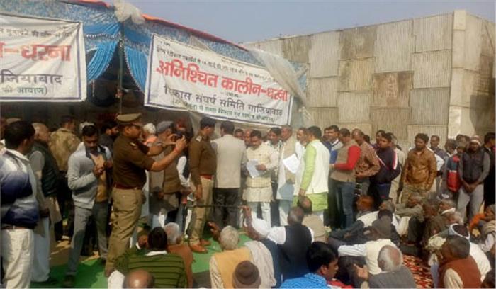 पेरिफेरल एक्सप्रेस-वे का काम किसानों ने रोका