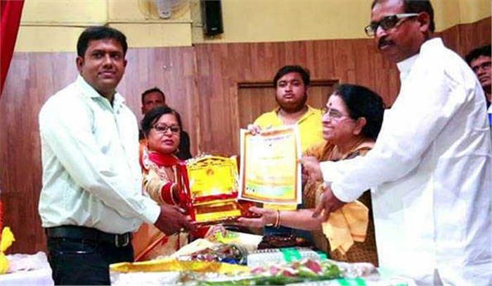 24 लोगों को मिला लाल बहादुर शास्त्री और कंचन रत्न सम्मान