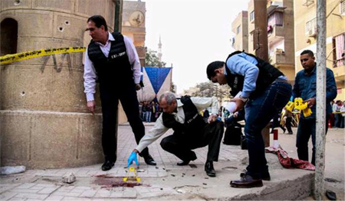 मिस्र : काहिरा में चर्च के बाहर गोलीबारी, 10 लोगों की मौत