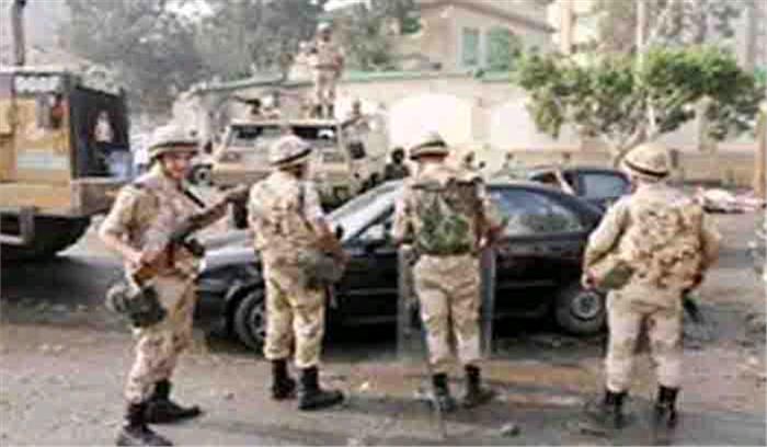 मिस्र में मस्जिद में विस्फोट, 155 मरे