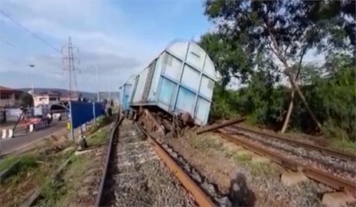 मिस्र में ट्रेन पटरी से उतरी आठ की मौत, 26 घायल