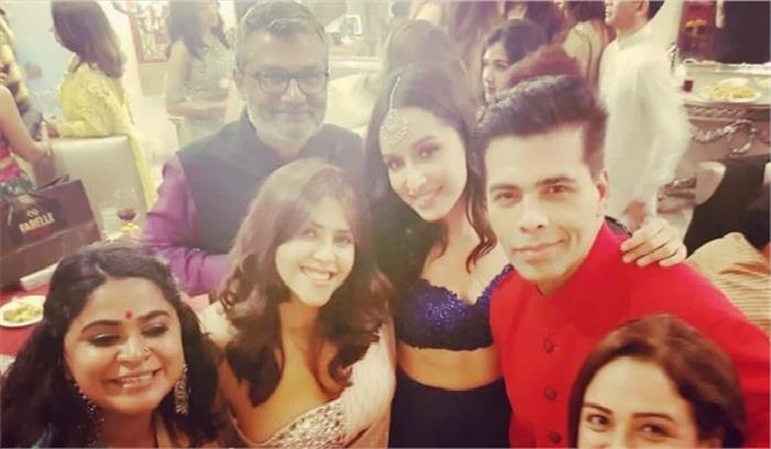 एकता कपूर की दिवाली पार्टी में बॉलीवुड से लेकर टीवी जगत की कई हस्तियों ने शिकरत की