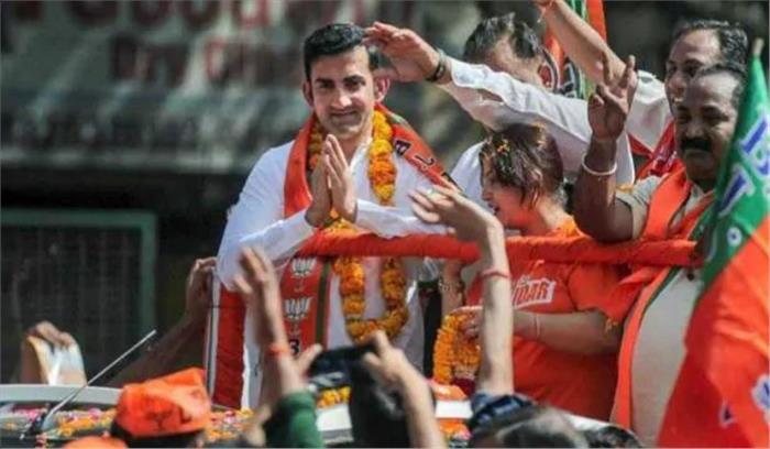 अनुमति बगैर रैली के लिए गौतम गंभीर के खिलाफ मामला दर्ज