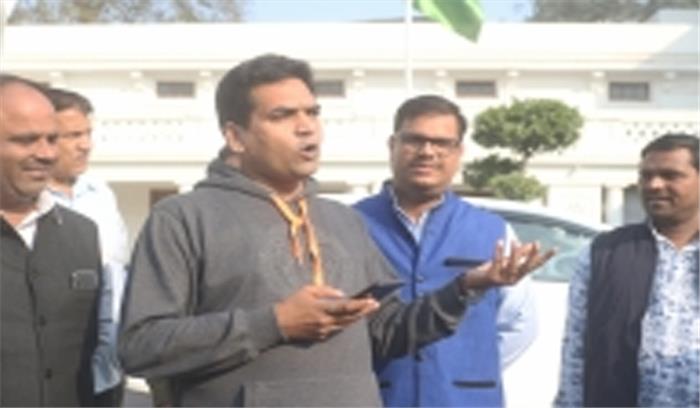 पाकिस्तान वाले बयान पर कपिल मिश्रा को चुनाव आयोग का नोटिस