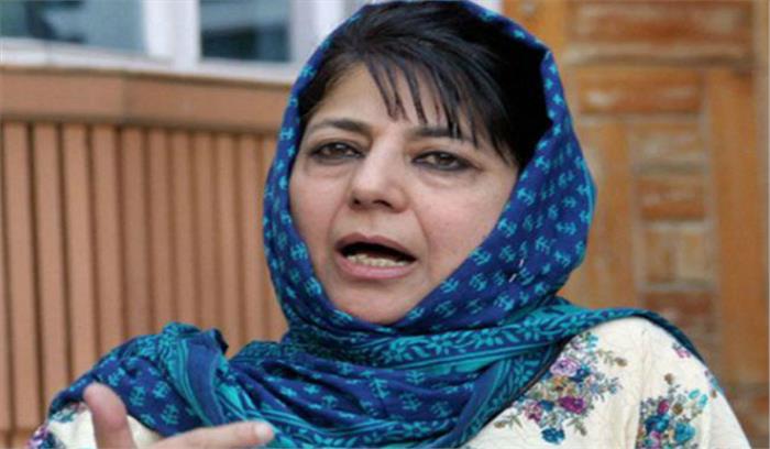 क्या 2019 के चुनाव का एक्स-फैक्टर बन सकती हैं प्रियंका : महबूबा