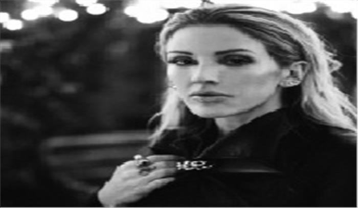 लॉकडाउन के दौरान एंजाइटी से संघर्ष कर रहीं एली गोल्डिंग लॉकडाउन के दौरान एंजाइटी से संघर्ष कर रहीं एली गोल्डिंग