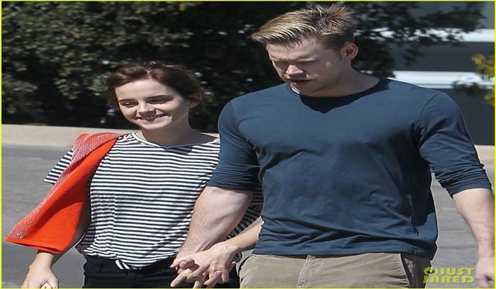 छह महीने की डेटिंग के बाद अलग हुए एमा वॉटसन और कॉर्ड ओवरस्ट्रीट 