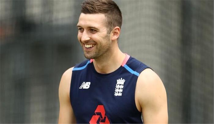 इंग्लैंड वनडे में 500 रन बना सकती है : मार्क वुड