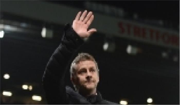 सोल्सजाएर की सिक्स-ए टीम में रोनाल्डो, गिग्स और शोल्स शामिल