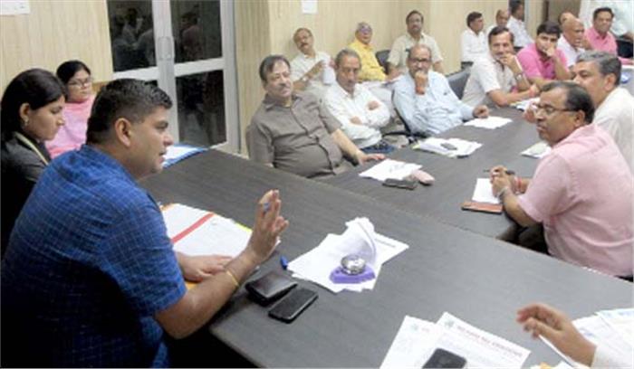 उद्यमियों की समस्याओं का प्राथमिकता पर होगा निस्तारण : ढींगरा