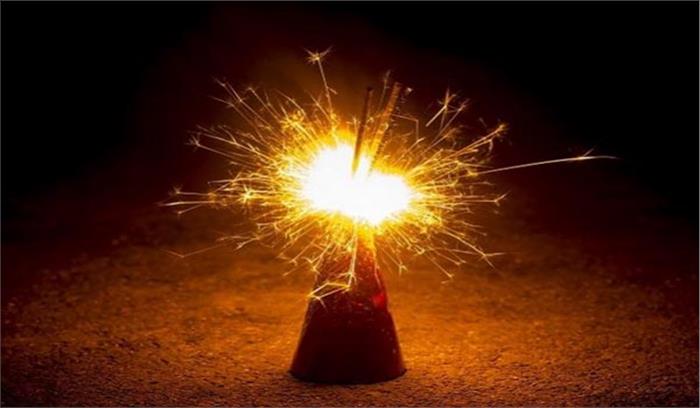 वायु प्रदूषण को लेकर छत्तीसगढ़ के छह बड़े शहरों में दो माह तक पटाखे फोड़ने पर प्रतिबंध