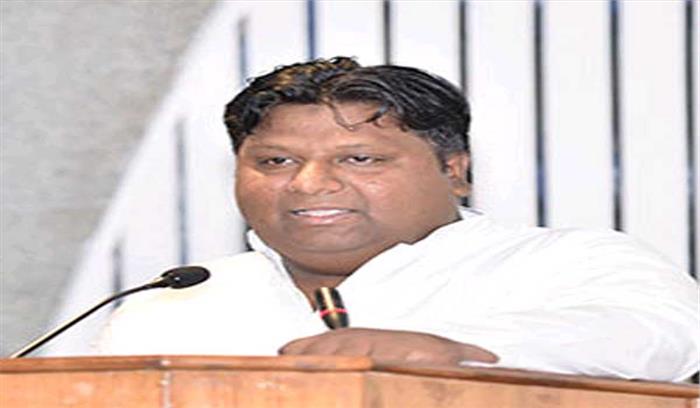 पर्यावरण मंत्री ने बच्चों से बंदरों की समस्या का मांगा हल