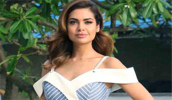 ईरानी फिल्म में काम कर रहीं है ईशा गुप्ता