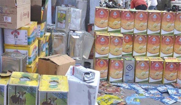 एटा में नकली घी बनाने की फैक्ट्री का पता चला