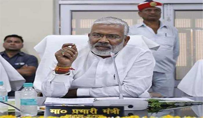 पौधारोपण से रहेगा पर्यावरण संतुलन: सिंह