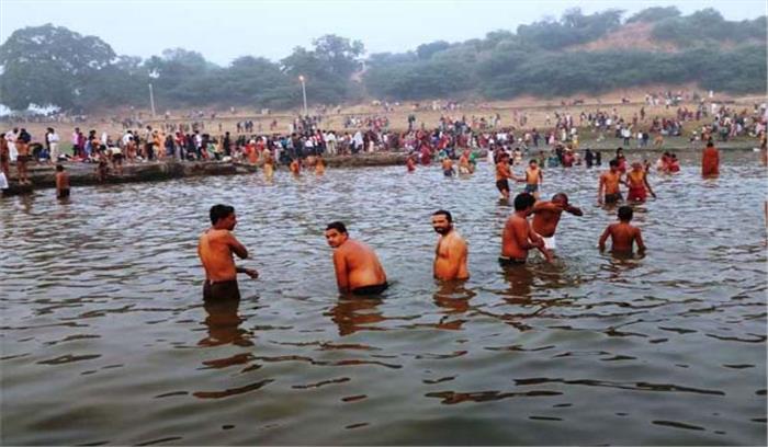 पांच नदियों के संगम पचनद पर कार्तिक पूर्णिमा को लगा जमावड़ा