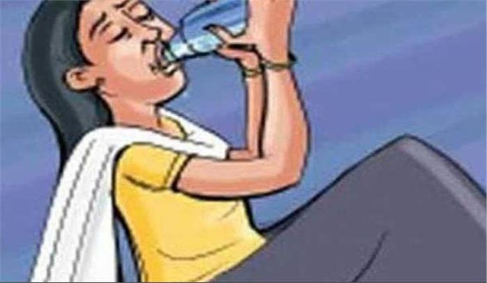 इटावा में पुलिस अधिकारी की पत्नी ने धोखे से पी लिया विषाक्त पदार्थ