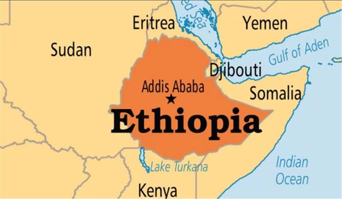 इथोपिया में बस पहाड़ की चोटी से नीचे गिरी, 38 की मौत इथोपिया में बस पहाड़ की चोटी से नीचे गिरी, 38 की मौत