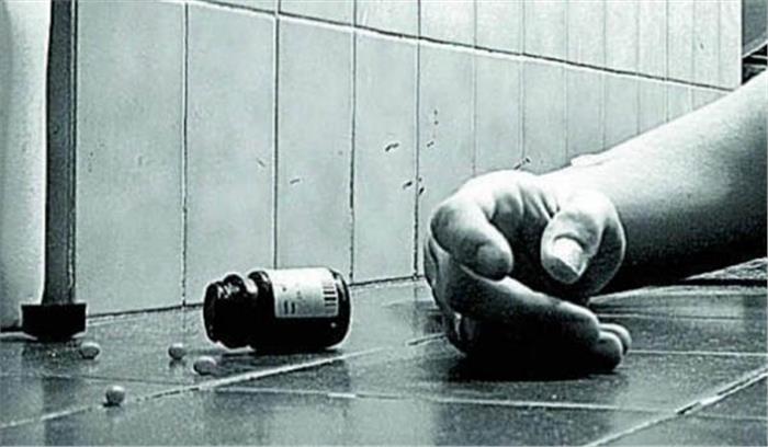 परीक्षा में असफल होने पर की आत्महत्या परीक्षा में असफल होने पर की आत्महत्या