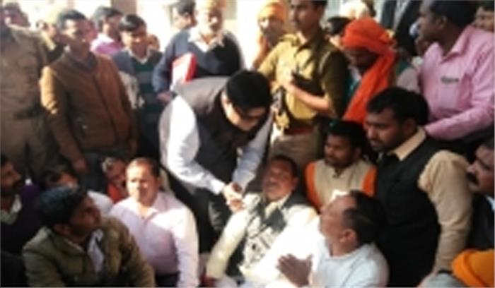 उप्र के मैनेजमेंट, इंजीनियरिंग के विद्यार्थियों को मिलेगा नामचीन कपंनी में रोजगार : टंडन