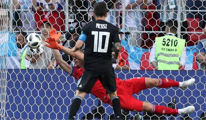 मेसी को गोल न करने देना सपना सच होने जैसा: हैल्डोरसल मेसी को गोल न करने देना सपना सच होने जैसा: हैल्डोरसल