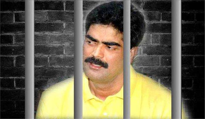 जेल से सेल्फी वायरल होने पर शहाबुद्दीन के खिलाफ प्राथमिकी दर्ज