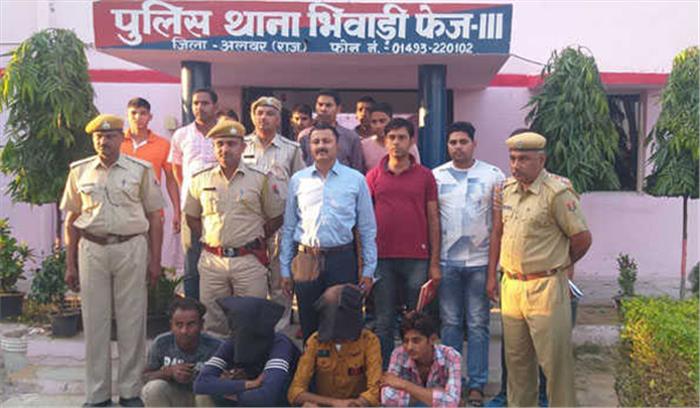 कारखाने मालिक से लूट के 4 आरोपी गिरफ्तार