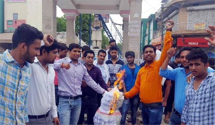 फर्जी मुठभेड़, पुलिस ने की आनंदपाल की हत्या: विनय