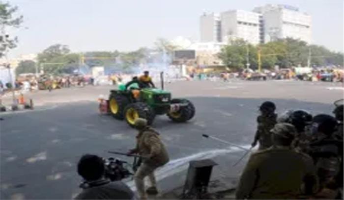 फर्जी खबरें फैलाने के आरोप में द कारवां मैगजीन के खिलाफ मामला दर्ज