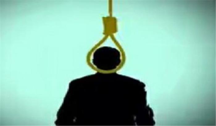 छात्रा ने गले में फंदा लगाकर की आत्महत्या