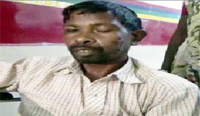 3 भालुओं ने किया हमला, जूझकर ग्रामीण ने बचाई जान 3 भालुओं ने किया हमला, जूझकर ग्रामीण ने बचाई जान