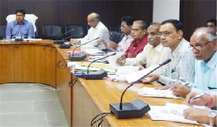 किसानों के लिए बेहतर कार्य योजना बनाने पर जोर