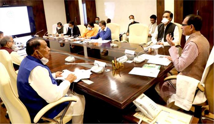 किसानों को मिलें सभी आवश्यक सुविधाएँ, भुगतान में विलंब न हो : शिवराज