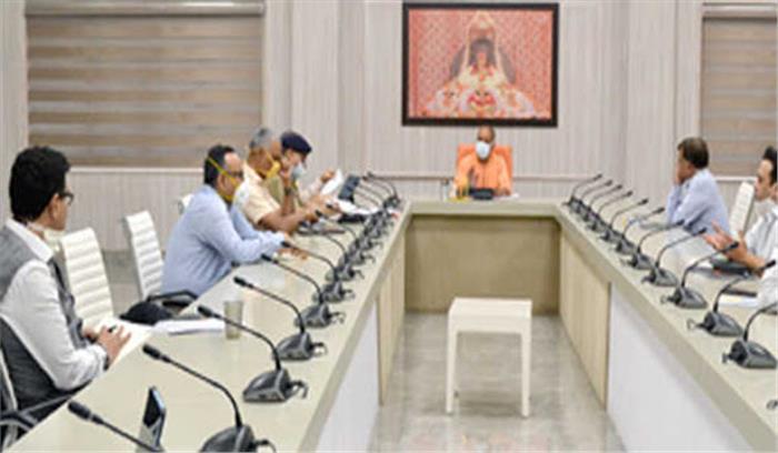 किसानों की खुशहाली से होगा देश का विकास : योगी