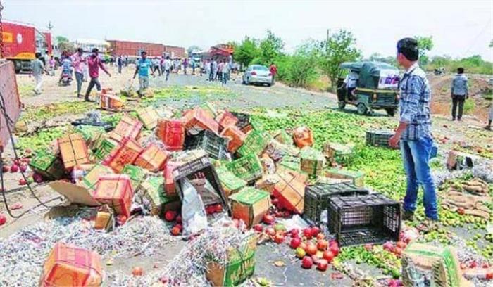 मध्यप्रदेश में शांति के साथ गांव बन्द आंदोलन जारी