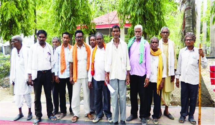 कर्ज से परेशान होकर ही की थी आत्महत्या