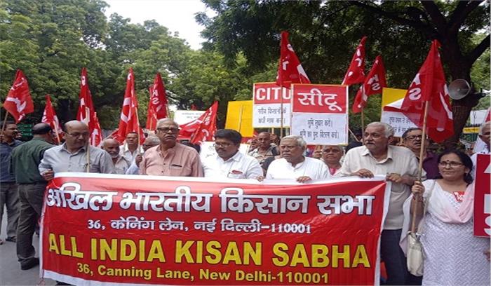 देशभर में किसानों ने दी गिरफ्तारियां