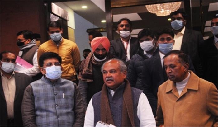 किसान यूनियन, सरकार के बीच दो मसलों पर रजामंदी, अगले दौर में बाकी पर होगी बात : तोमर 