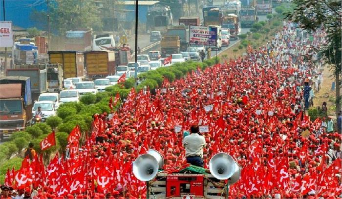 लंबा मार्च देश में किसान और किसानी की दयनीय हालत को बयां कर गया