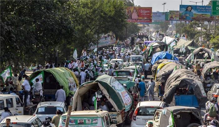 किसानों ने समाप्त की अपनी किसान क्रांति यात्रा किसानों ने समाप्त की अपनी किसान क्रांति यात्रा