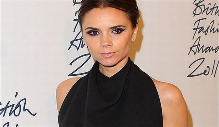 फिल्म चार्लीज एंजेल्स के पोज में विक्टोरिया बेकहम ने तस्वीर साझा की