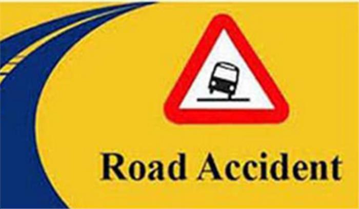 उप्र: सड़क हादसे में पांच लोगों की मौत, चार घायल