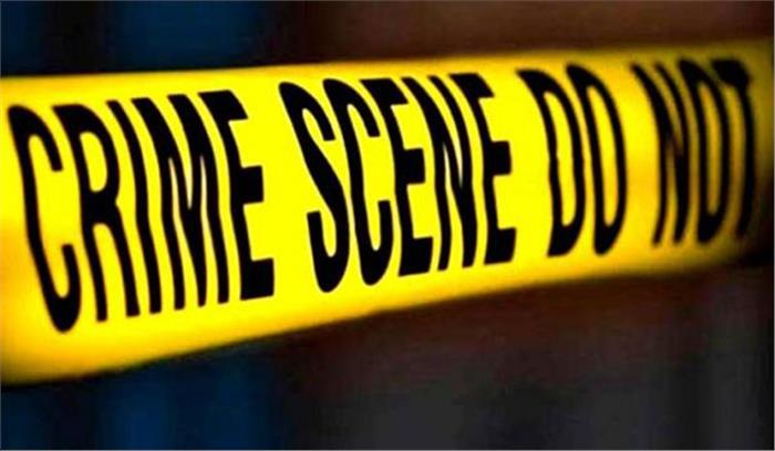 उप्र : बेटे-बहू ने बुजुर्ग की हत्या कर शव घर में दफनाया