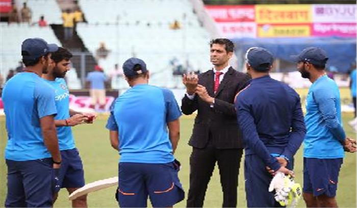 भारतीय क्रिकेट टीम के साथ आशीष नेहरा ने बिताया वक्त