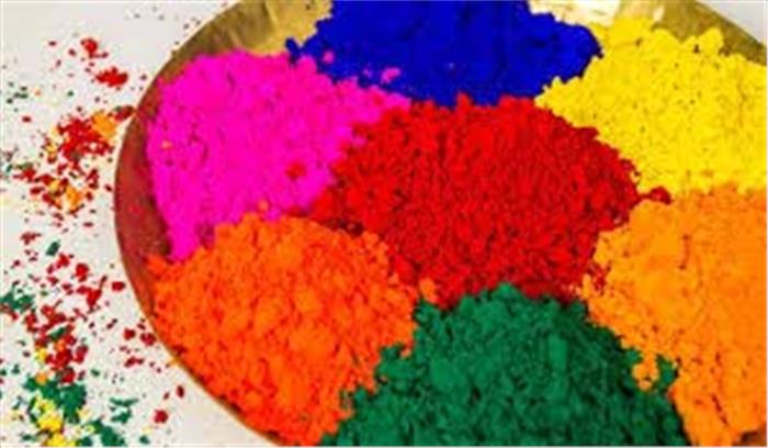 जानें कैसे प्राकृतिक रंगों से अपनी होली को बनाएं स्पेशल