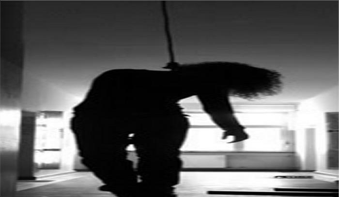 मंगेतर से झगड़े के बाद युवती ने की आत्महत्या