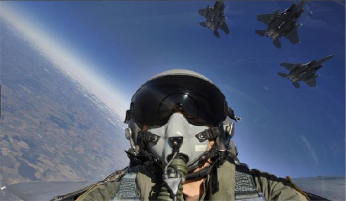 लड़ाकू पायलटों की कमी, सेवानिवृत्त सैन्य पायलटों को वापस बुला सकता है अमेरिका लड़ाकू पायलटों की कमी, सेवानिवृत्त सैन्य पायलटों को वापस बुला सकता है अमेरिका