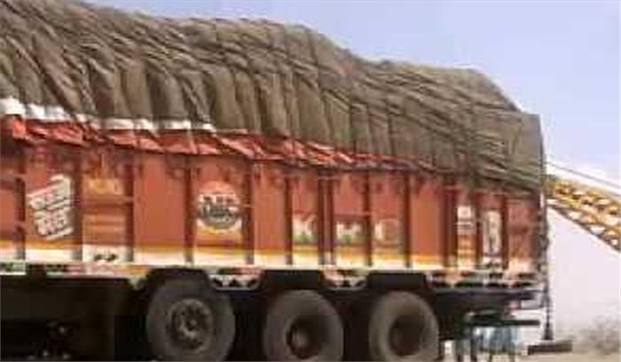 सहारनपुर में पुलिस ने मांस से भरा एक ट्रक जब्त सहारनपुर में पुलिस ने मांस से भरा एक ट्रक जब्त 